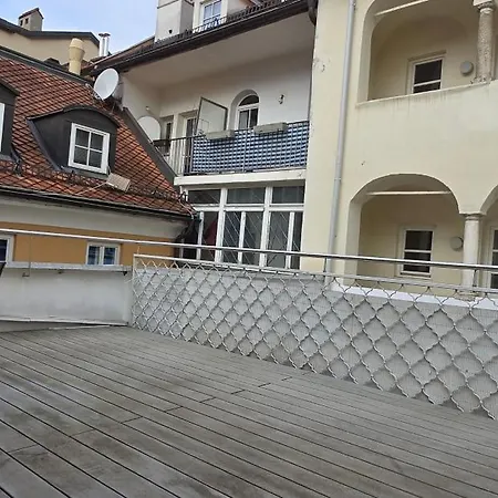 Simonetti's Apartment